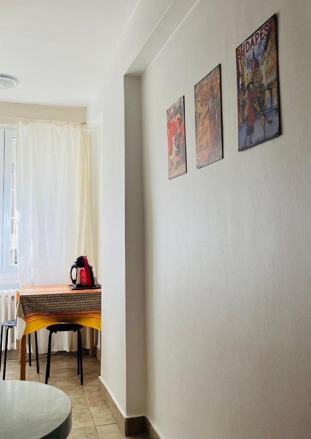 דירות בודפשט Bauhaus Flat In Amazing Location מראה חיצוני תמונה